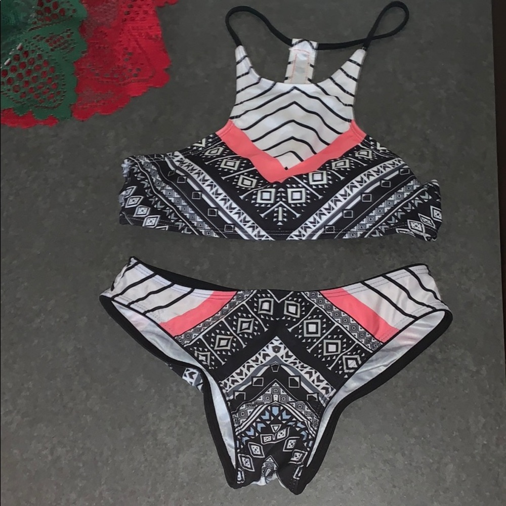 Halter top bikini set
